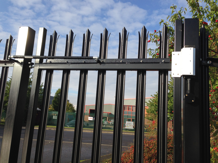 Bi-folding-Gates